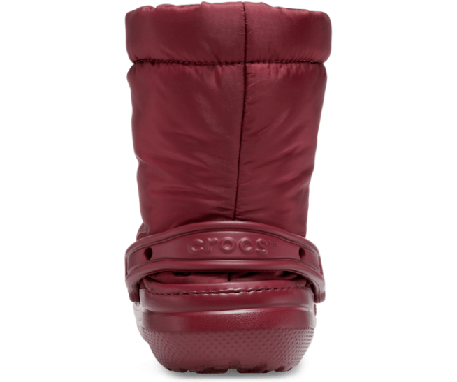 נעליים il Crocs נשים מגף ניאו פאף קלאסי עם קווים נוֹפֶך 2DZ4175